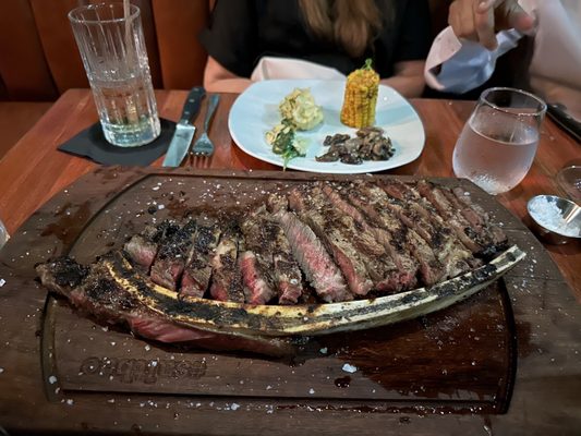 Nusr-Et Steakhouse Miami by null