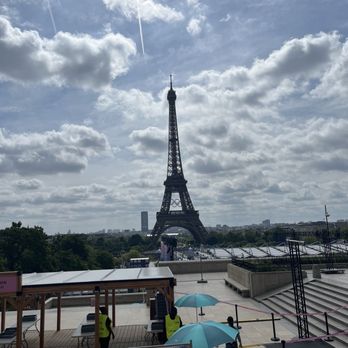 Girafe - The Tower - French Near Me - Paris, 75 Girafe - The Tower - French Near Me - Paris, 75