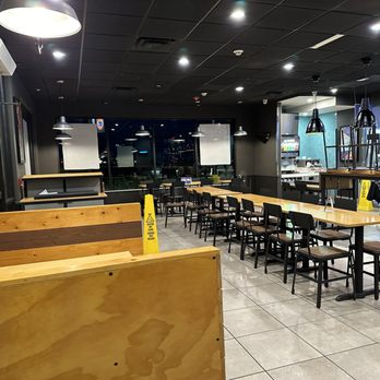 Taco Bell - Seating - Fast Food Near Me - Coalinga, California Taco Bell - Seating - Fast Food Near Me - Coalinga, California