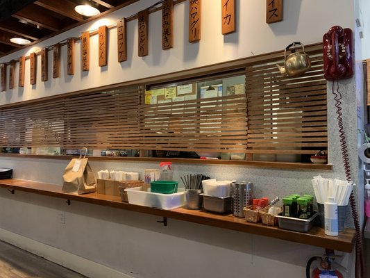 Mochiron Izakaya by null