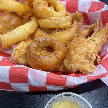 Denise's Diner - Onion rings  chicken strips - Diners Near Me - Camden, Michigan