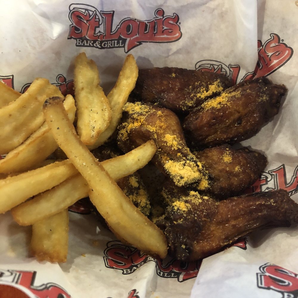 St. Louis Bar & Grill - Chicken Wings Near Me - Toronto, Ontario St. Louis Bar & Grill - Chicken Wings Near Me - Toronto, Ontario