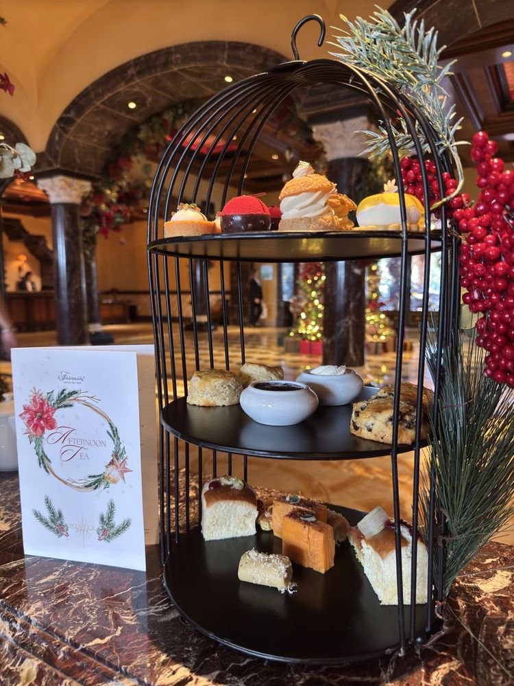 The Lobby Lounge