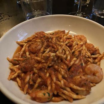 Trivoli Tavern - Spicy Shrimp Pasta - American Near Me - Chicago, Illinois