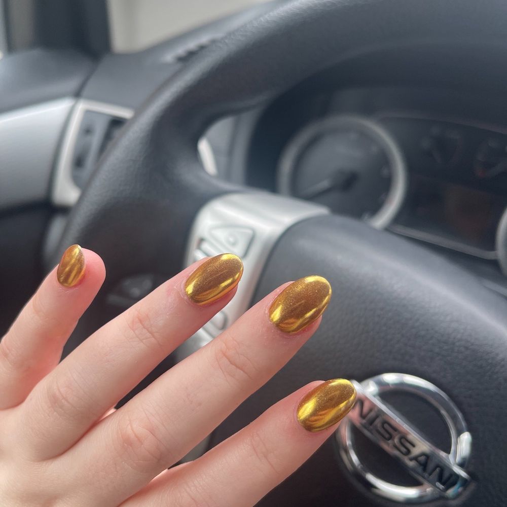 Best acrylics i've had- these things are indestructible! and cute :) Best acrylics i've had- these things are indestructible! and cute :)
