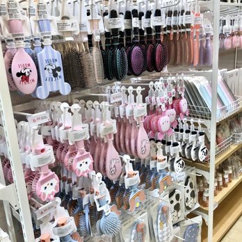 Miniso - Toy Stores Near Me - Pembroke Pines, Florida Miniso - Toy Stores Near Me - Pembroke Pines, Florida