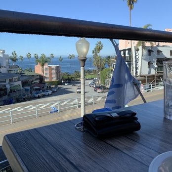 Cody's La Jolla - Breakfast & Brunch Near Me - La Jolla, California