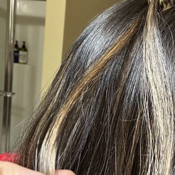 Mirror Mirror Beaute Bar - Orange streaks - Hair Salons Near Me - Acworth, Georgia