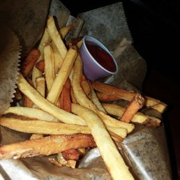 Order of fries. A decent amount. Order of fries. A decent amount.
