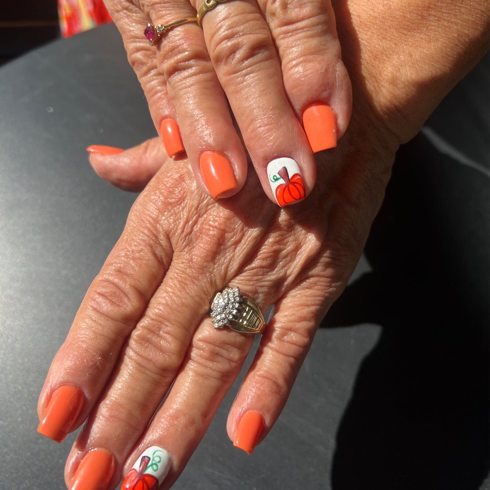 Soak Nails - Nail Salons Near Me - Encino, California Soak Nails - Nail Salons Near Me - Encino, California