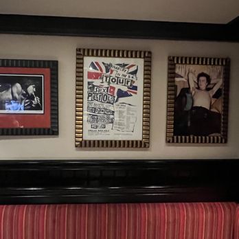 Hard Rock Cafe Edinburgh - American Near Me - Edinburgh, EDH Hard Rock Cafe Edinburgh - American Near Me - Edinburgh, EDH