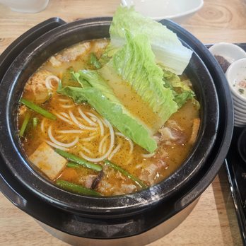 Ten Seconds Rice Noodle - Spicy sliced beef noodle soup - Noodles Near Me - Portland, Oregon Ten Seconds Rice Noodle - Spicy sliced beef noodle soup - Noodles Near Me - Portland, Oregon