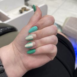 Full set nails with dull color and basic design