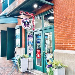 Margie's 901 - Margie's 901 -- storefront