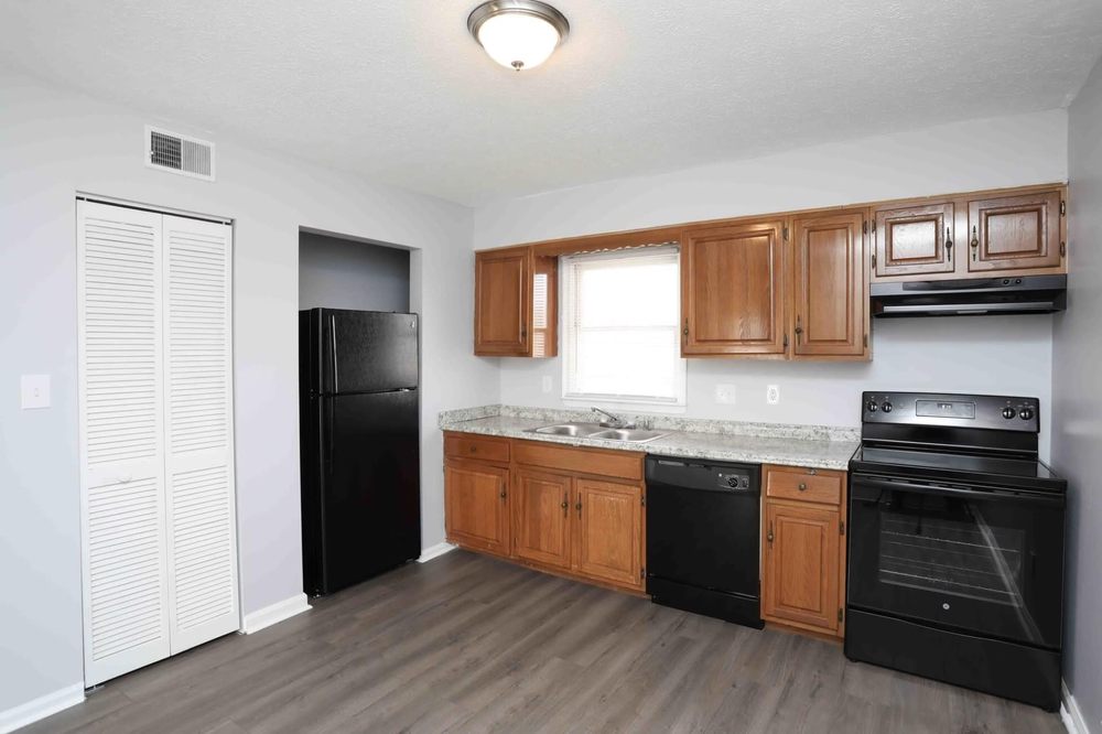 PINE PLAZA APARTMENTS Updated July 2024 2237 Taft Circle, Winchester, Virginia Apartments