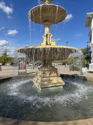 The Mall at Partridge Creek by null