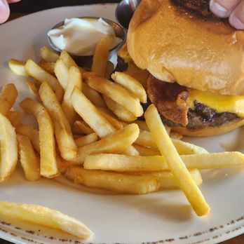 Bluewater Grill - Temecula - Burger combo - Seafood Near Me - Temecula, California