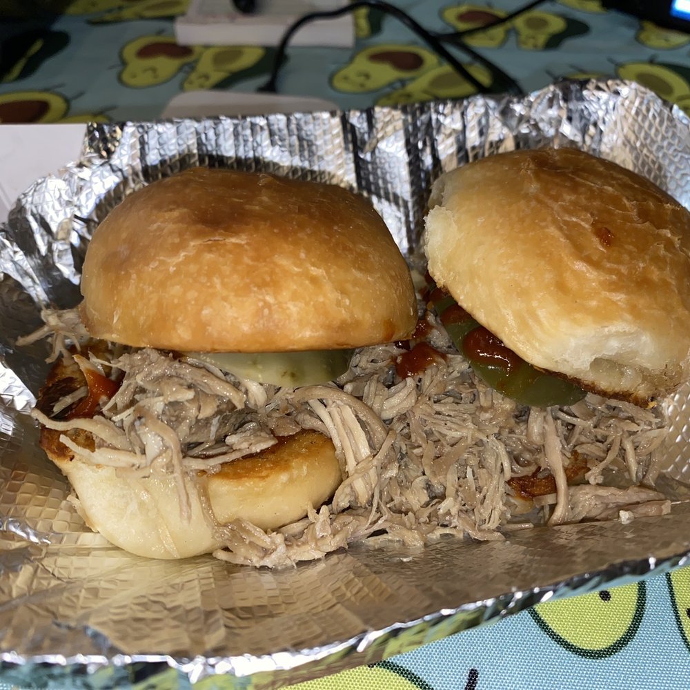 The Vagabond Chefs - Pulled pork sliders - Pop-Up Restaurants Near Me The Vagabond Chefs - Pulled pork sliders - Pop-Up Restaurants Near Me