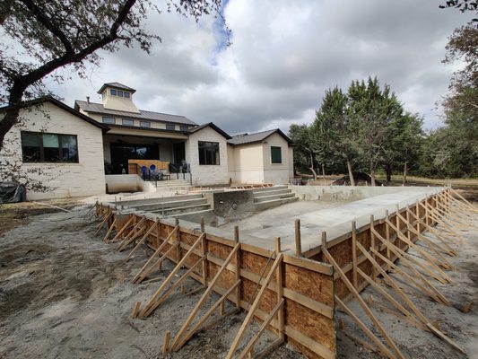 Mission Custom Pools