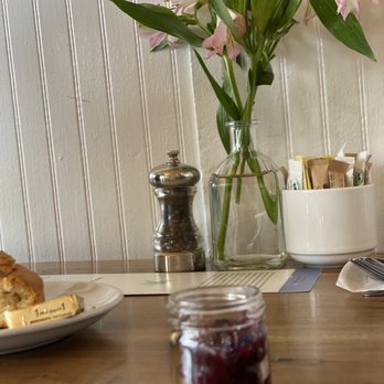 McKay Cottage Restaurant - American Near Me - Bend, Oregon