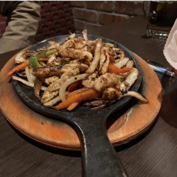 Los Dos Potrillos - Chicken Fajitas - Mexican Near Me - Parker, Colorado Los Dos Potrillos - Chicken Fajitas - Mexican Near Me - Parker, Colorado