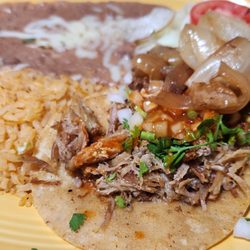 Charlie's Taqueria - 2 Tacos Combination Plate