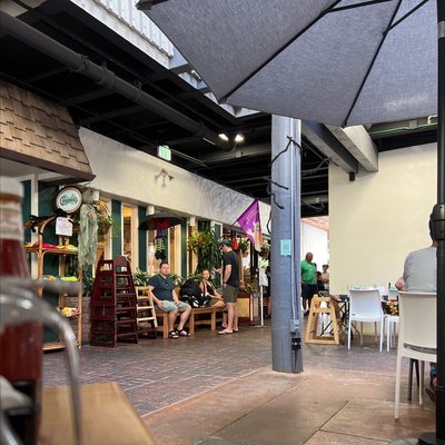Cinnamon's Restaurant Kailua by null