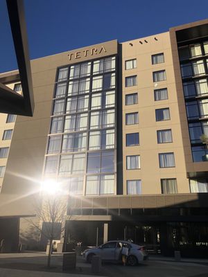 TETRA Hotel, Autograph Collection by null