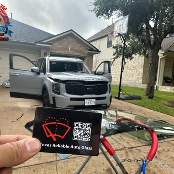 Reliable Auto Glass - Windshield replacement on 2023 Kia Telluride - Auto Glass Services Near Me - Austin, Texas