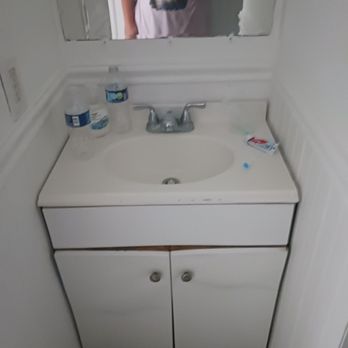 Bikini Hostel - Sink - Hostels Near Me - Miami Beach, Florida