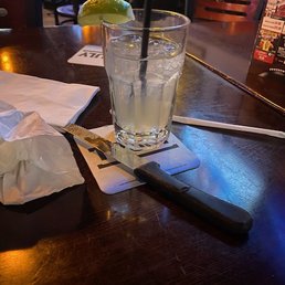 As you can see the drink level, the ice and every part of the drink has been basically un touched.