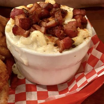 Sisters And Brothers - Mac n cheese With bacon - Bars Near Me - Seattle, Washington Sisters And Brothers - Mac n cheese With bacon - Bars Near Me - Seattle, Washington