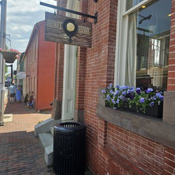 Buford's Biscuits - Front - New American Near Me - Leesburg, Virginia