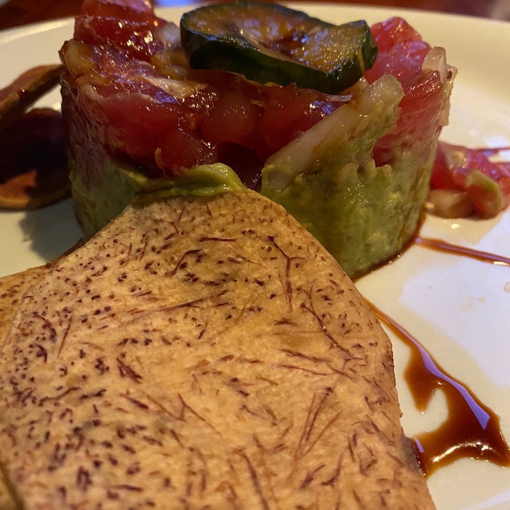 Keoki's Paradise - Tuna starter - Seafood Near Me - Koloa, Hawaii