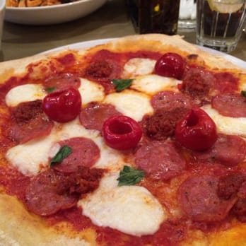 Strada - N'duja spicy salami pizza - Italian Near Me - London, XGL