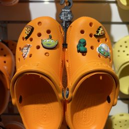 great mall crocs store