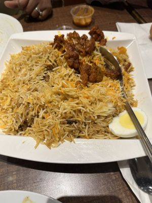 Silver Pot Halal Restaurant by null