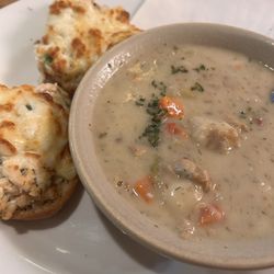Boomerangs Cafe - Clam Chowder & Barrier Reef Melt