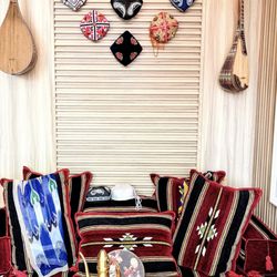 A traditional Uyghur and Central Asian tea room.