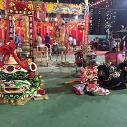 慈雲山邨中央遊樂場 - 盂蘭節既時候仲會有大戲睇！