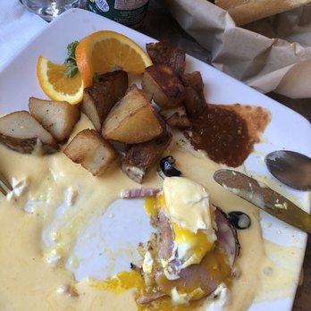 Rosine's Restaurant - American Near Me - Monterey, California