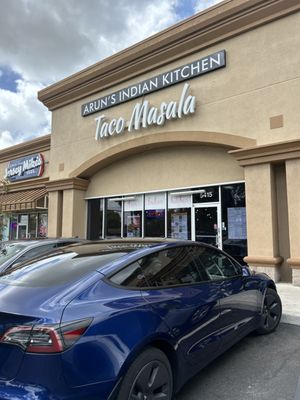 Aruns Indian Kitchen / Taco Masala - Sunrise by null