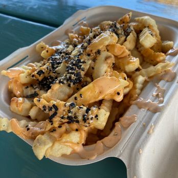 Plate Lunch Marketplace - Kalei's crinkle fries - Food Trucks Near Me - Kahului, Hawaii Plate Lunch Marketplace - Kalei's crinkle fries - Food Trucks Near Me - Kahului, Hawaii