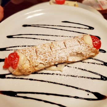 Carini's La Conca D'Oro - Cannoli - Italian Near Me - Milwaukee, Wisconsin