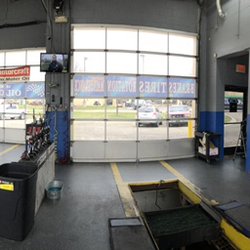 Big Ray's Quick Lube - Big Rays Farmington interior photo