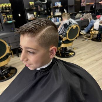 Barber Cut and Color - Hair Stylists Near Me - Glendale, California Barber Cut and Color - Hair Stylists Near Me - Glendale, California