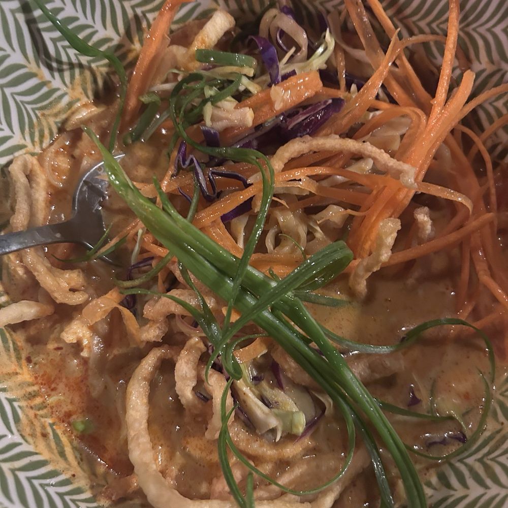 Sala Thai Tempe - Drunken noodles - Thai Near Me - Tempe, Arizona Sala Thai Tempe - Drunken noodles - Thai Near Me - Tempe, Arizona
