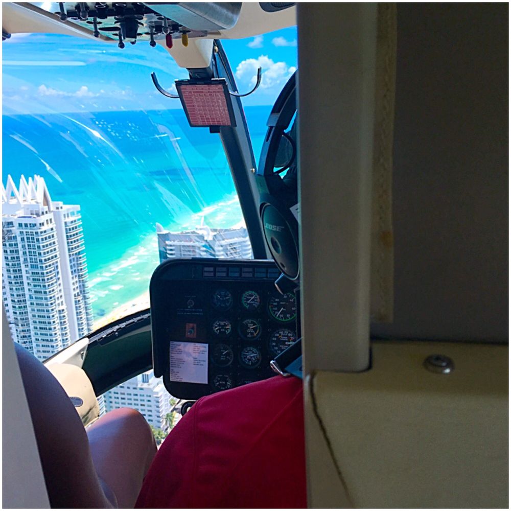 Miami Helicopter - Beautiful day - Tours Near Me - Opa Locka, Florida Miami Helicopter - Beautiful day - Tours Near Me - Opa Locka, Florida