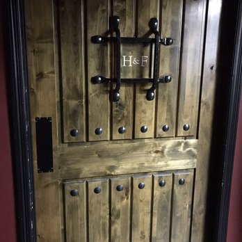 Howard & Fine - Entrance - Speakeasies Near Me - Omaha, Nebraska