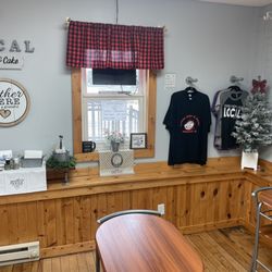 Local Cup & Cake - Cafe area